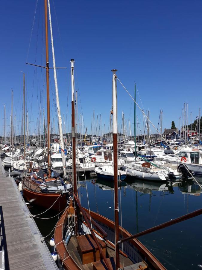 TY ANN maison avec jardin clos de mur, à proximité des commerces et à 3km des plages Penvénan Esterno foto