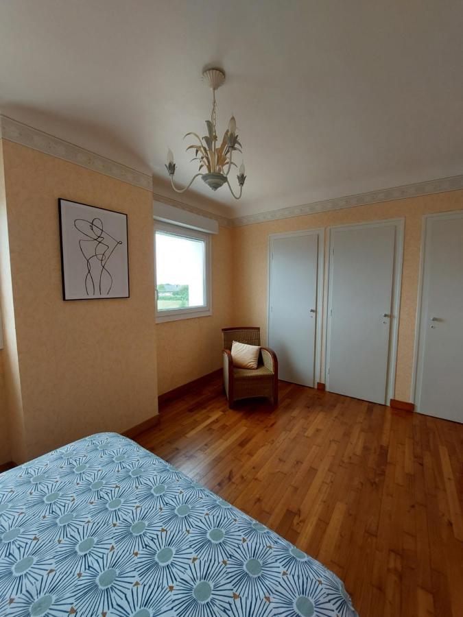 TY ANN maison avec jardin clos de mur, à proximité des commerces et à 3km des plages Penvénan Esterno foto